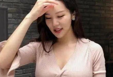 17c反差婊吃瓜网