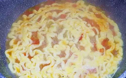 吃瓜抖音搞笑抖音网红,抖音搞笑网红带你领略欢乐食光”