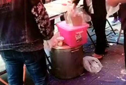 胸前纹身网红吃瓜,揭秘娱乐圈幕后风云