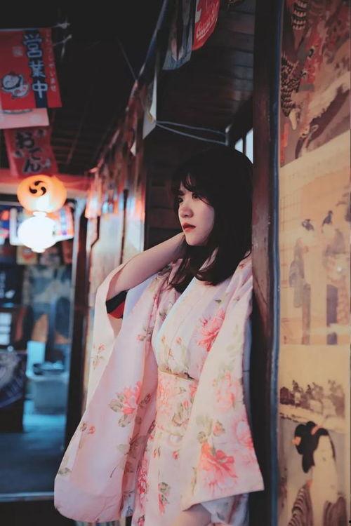 网红老板娘吃瓜