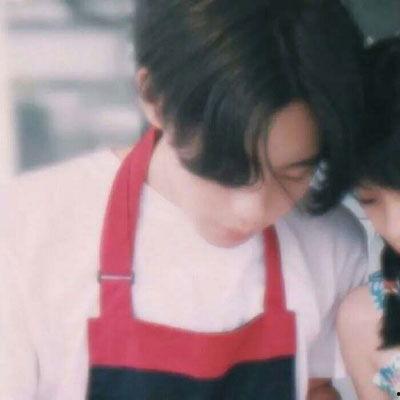 抖音网红情侣吃瓜搞笑