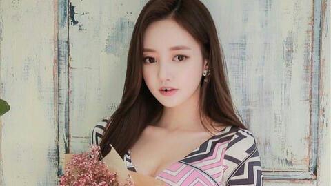 吃瓜美女网红图片高清