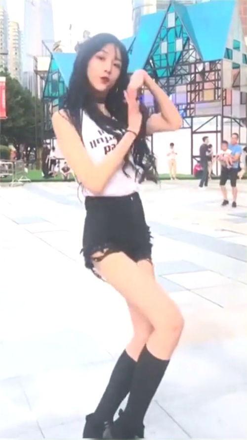 网红吃瓜跳舞视频在线观看